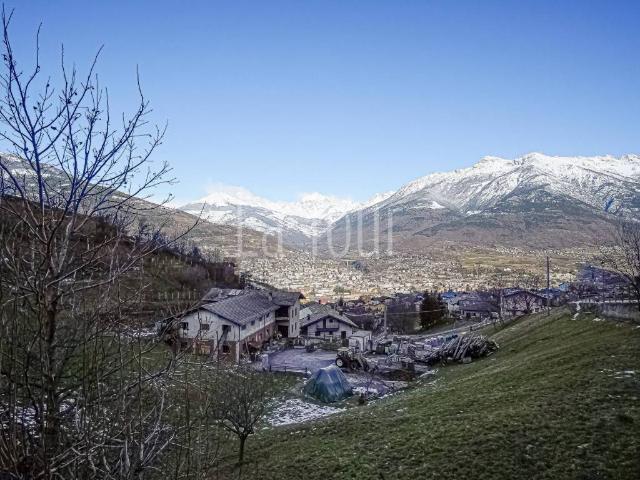 Appartamento in vendita a Charvensod AO