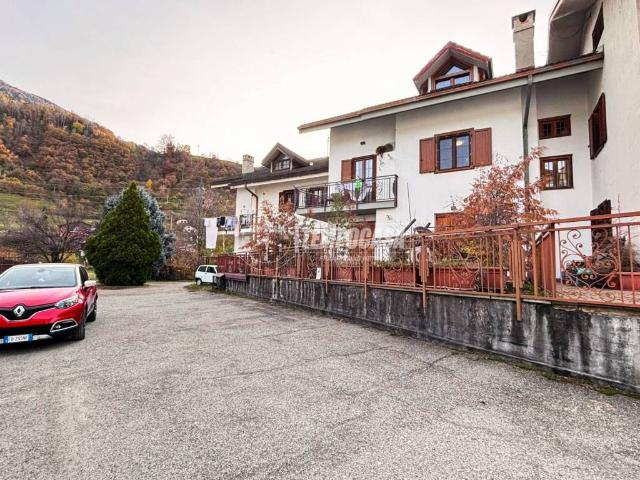 Appartamento in vendita a Charvensod AO