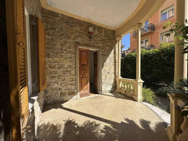 Appartamento in vendita a Chiavari GE