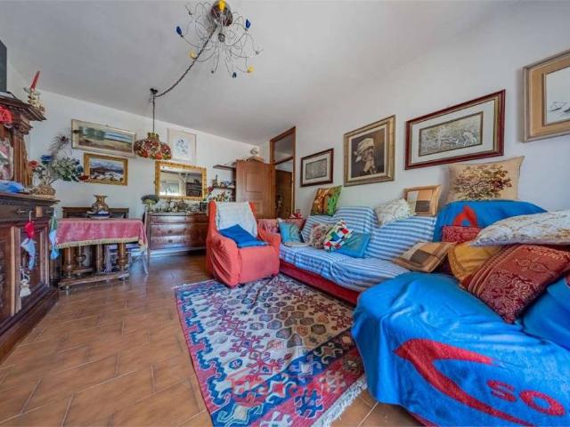 Appartamento in vendita a Chiavenna via e. Fermi, 4