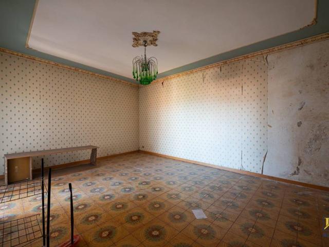 Appartamento in vendita a Chiaramonte Gulfi RG