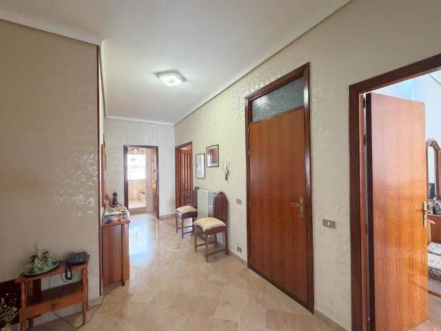 Appartamento in vendita a Chiaramonte Gulfi RG