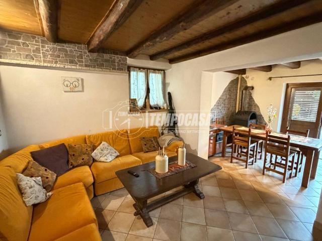 Appartamento in vendita a Chies d'Alpago BL