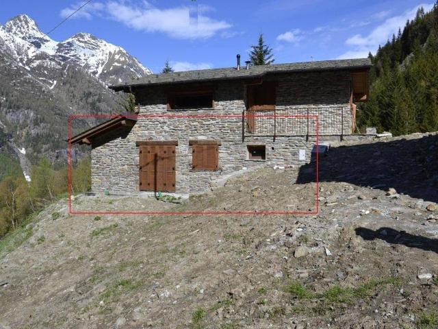 Appartamento in vendita a Chiesa in Valmalenco SO