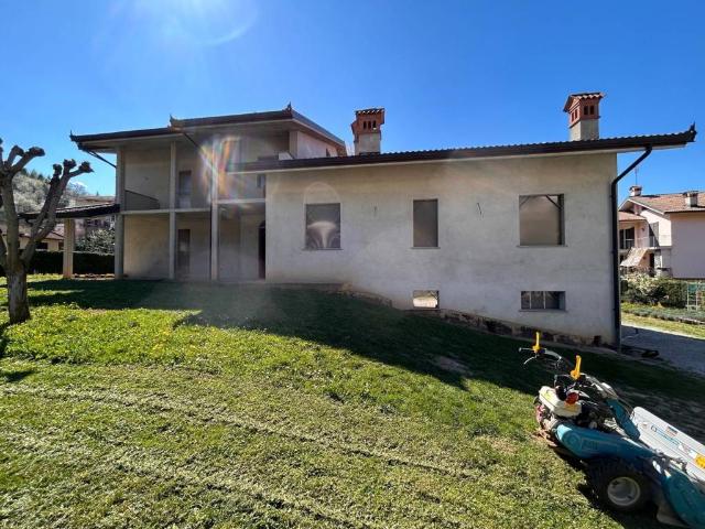 Appartamento in vendita a Chiusa di Pesio CN