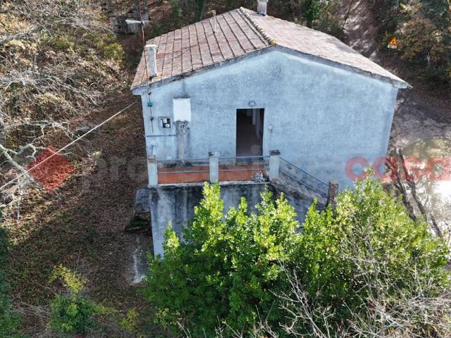 Appartamento in vendita a Chiusdino SI