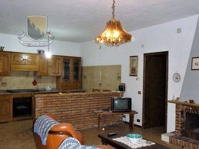 Appartamento in vendita a Chiusdino SI