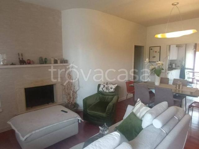 Appartamento in vendita a Chiusi via Cassia Aurelia I, Chiusi Scalo