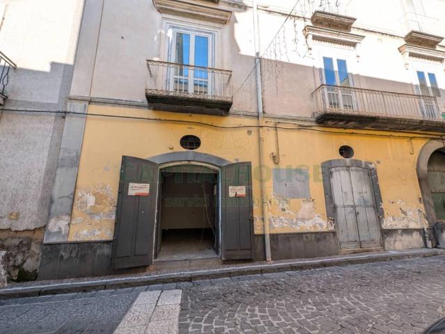Appartamento in vendita a Cimitile NA