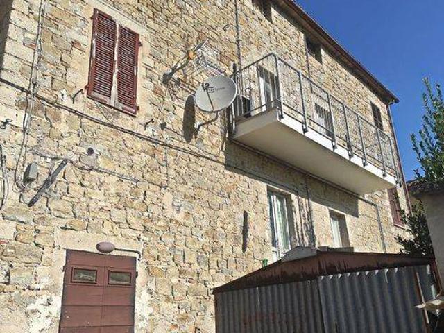 Appartamento in vendita a Cingoli MC