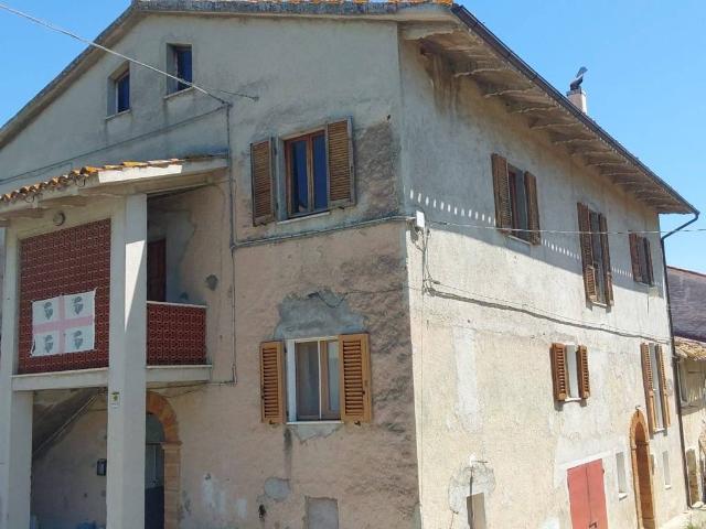 Appartamento in vendita a Cingoli MC
