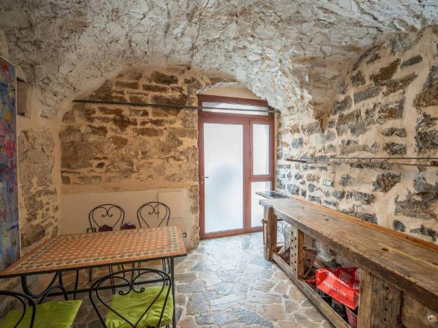 Appartamento in vendita a Cipressa IM