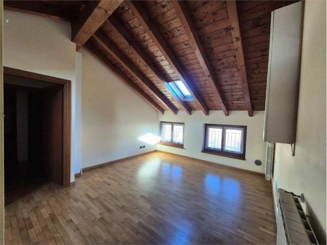 Appartamento in vendita a Cirimido CO