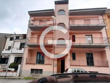 Appartamento in vendita a Cittanova RC