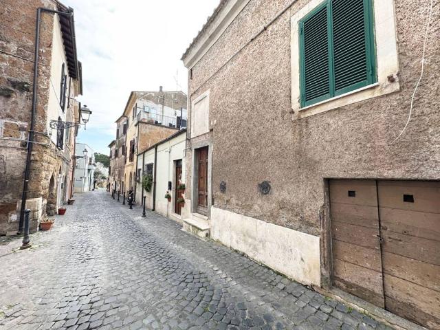Appartamento in vendita a Civita Castellana VT