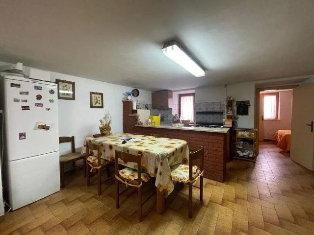 Appartamento in vendita a Civitaquana PE