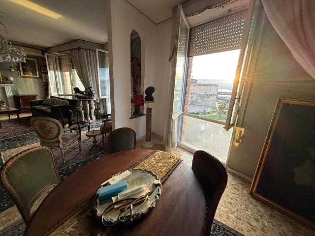 Appartamento in vendita a Civitavecchia RM