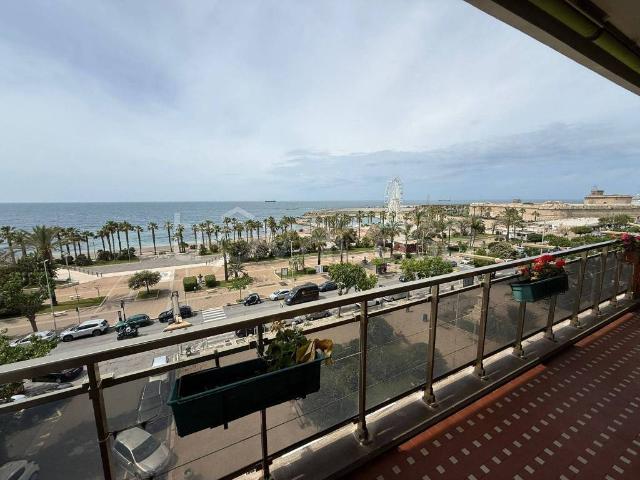 Appartamento in vendita a Civitavecchia viale Giuseppe Garibaldi
