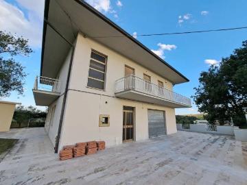 Appartamento in vendita a Civitella del Tronto TE