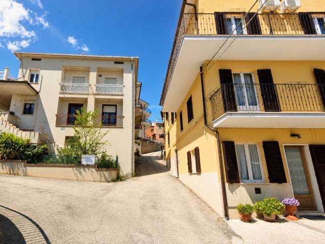 Appartamento in vendita a Civitella del Tronto TE