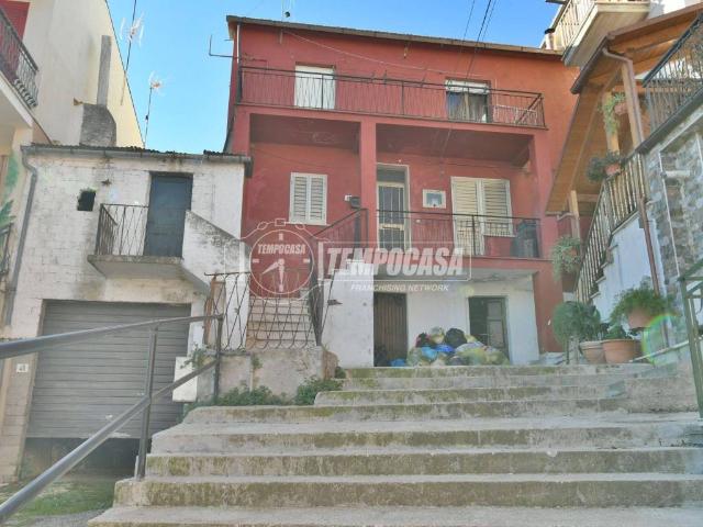 Appartamento in vendita a Civitella del Tronto TE