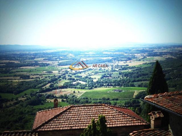 Appartamento in vendita a Civitella in Val di Chiana AR