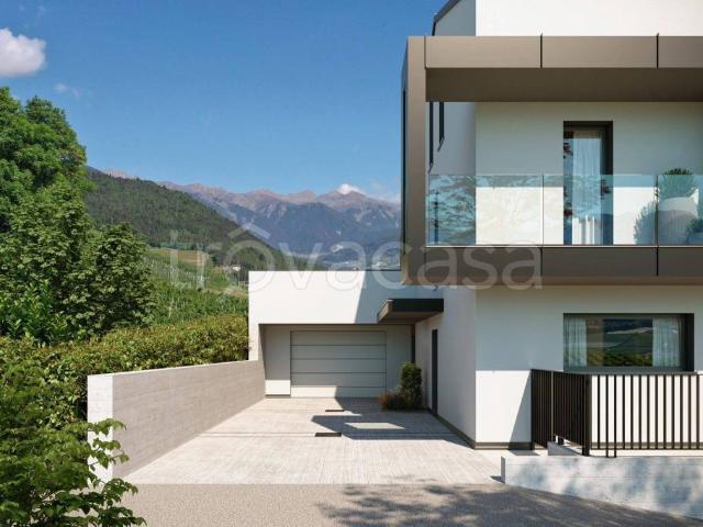 Appartamento in vendita a Cles via Cassina, 49