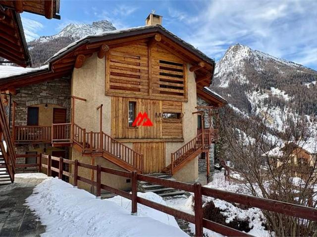 Appartamento in vendita a Cogne AO