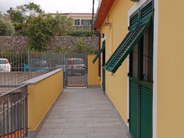Appartamento in vendita a Cogoleto GE