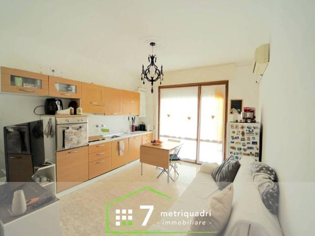 Appartamento in vendita a Cogorno GE
