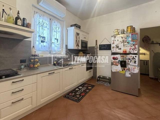 Appartamento in vendita a Cogorno GE