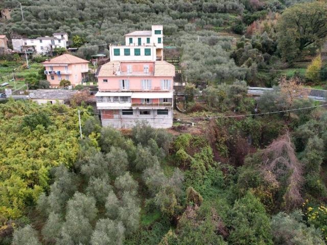 Appartamento in vendita a Cogorno GE