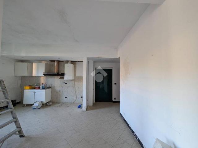 Appartamento in vendita a Cogorno GE