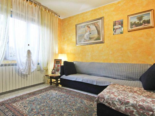 Appartamento in vendita a Cogliate MB