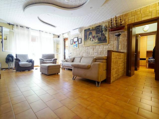 Appartamento in vendita a Cologno Monzese MI