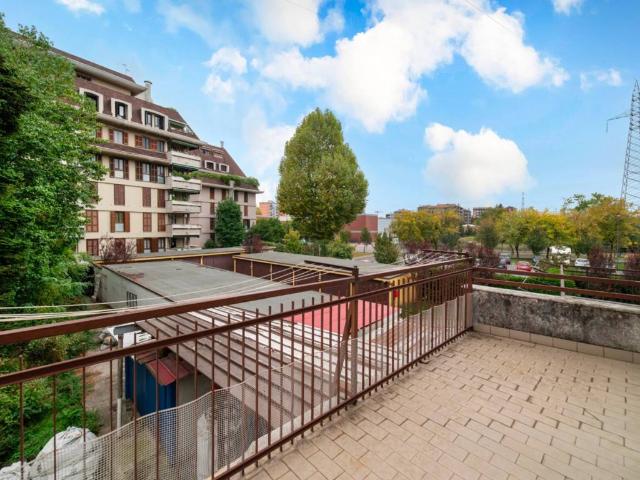 Appartamento in vendita a Cologno Monzese MI
