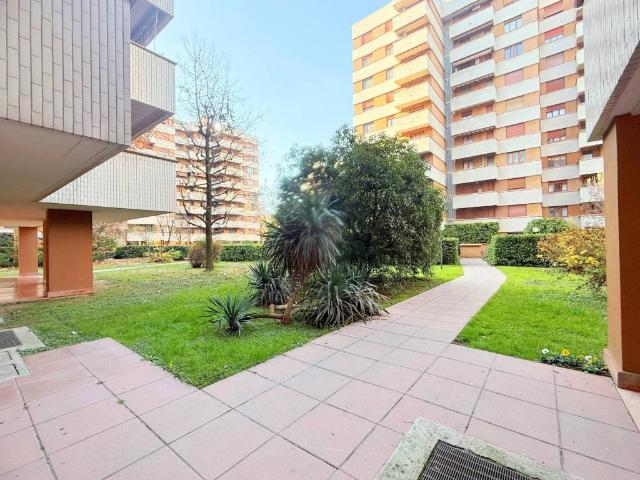 Appartamento in vendita a Cologno Monzese MI
