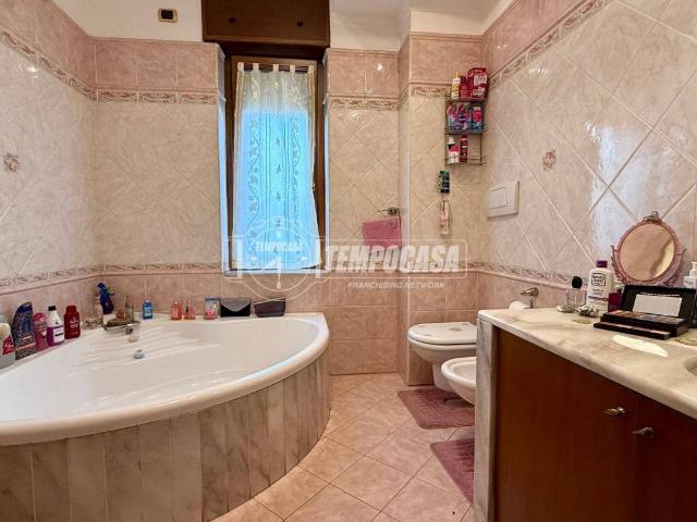 Appartamento in vendita a Cologno Monzese MI