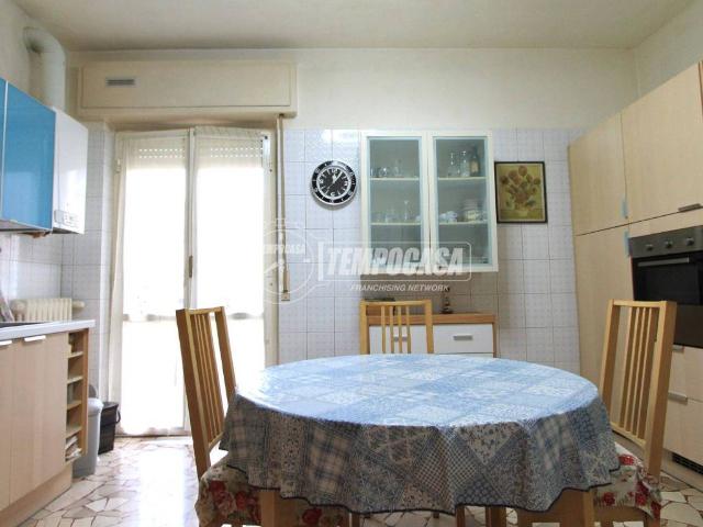 Appartamento in vendita a Cologno Monzese MI
