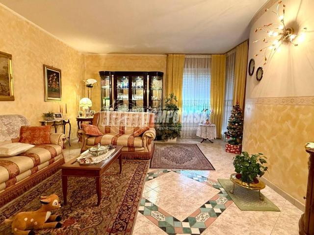 Appartamento in vendita a Cologno Monzese MI