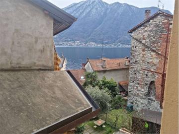 Appartamento in vendita a Colonno CO