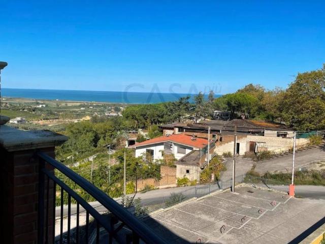 Appartamento in vendita a Colonnella TE