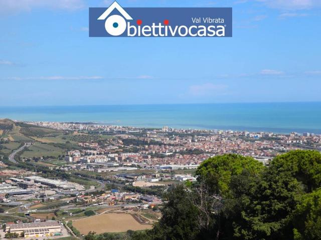 Appartamento in vendita a Colonnella TE