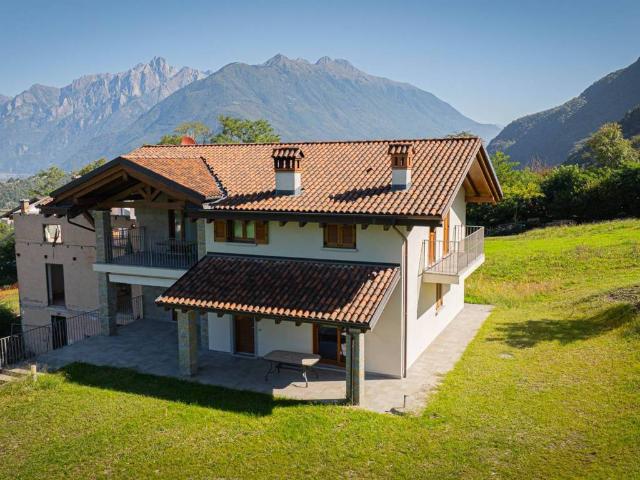 Appartamento in vendita a Colico LC