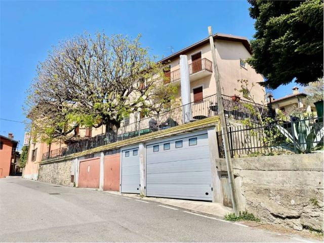 Appartamento in vendita a Colle Brianza LC