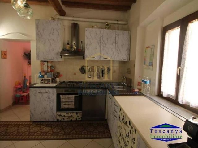 Appartamento in vendita a Colle di Val d'Elsa SI