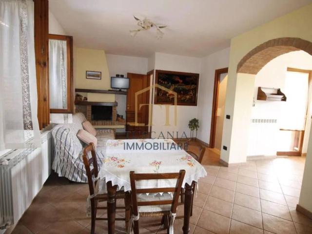 Appartamento in vendita a Colle di Val d'Elsa SI