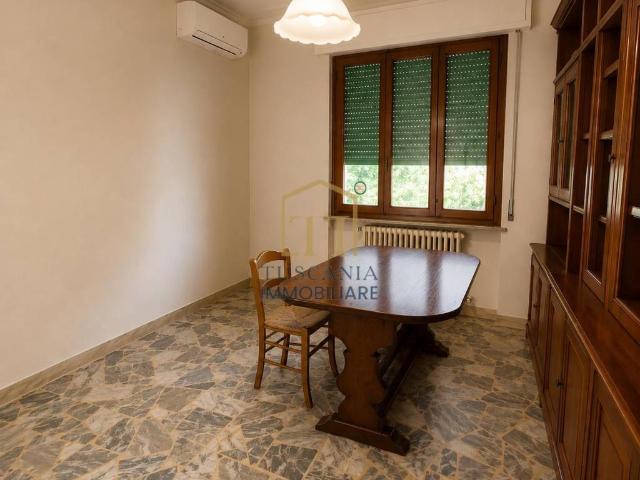 Appartamento in vendita a Colle di Val d'Elsa SI