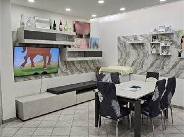 Appartamento in vendita a Colle di Val d'Elsa SI