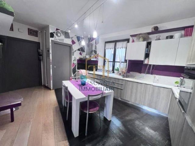 Appartamento in vendita a Colle di Val d'Elsa SI